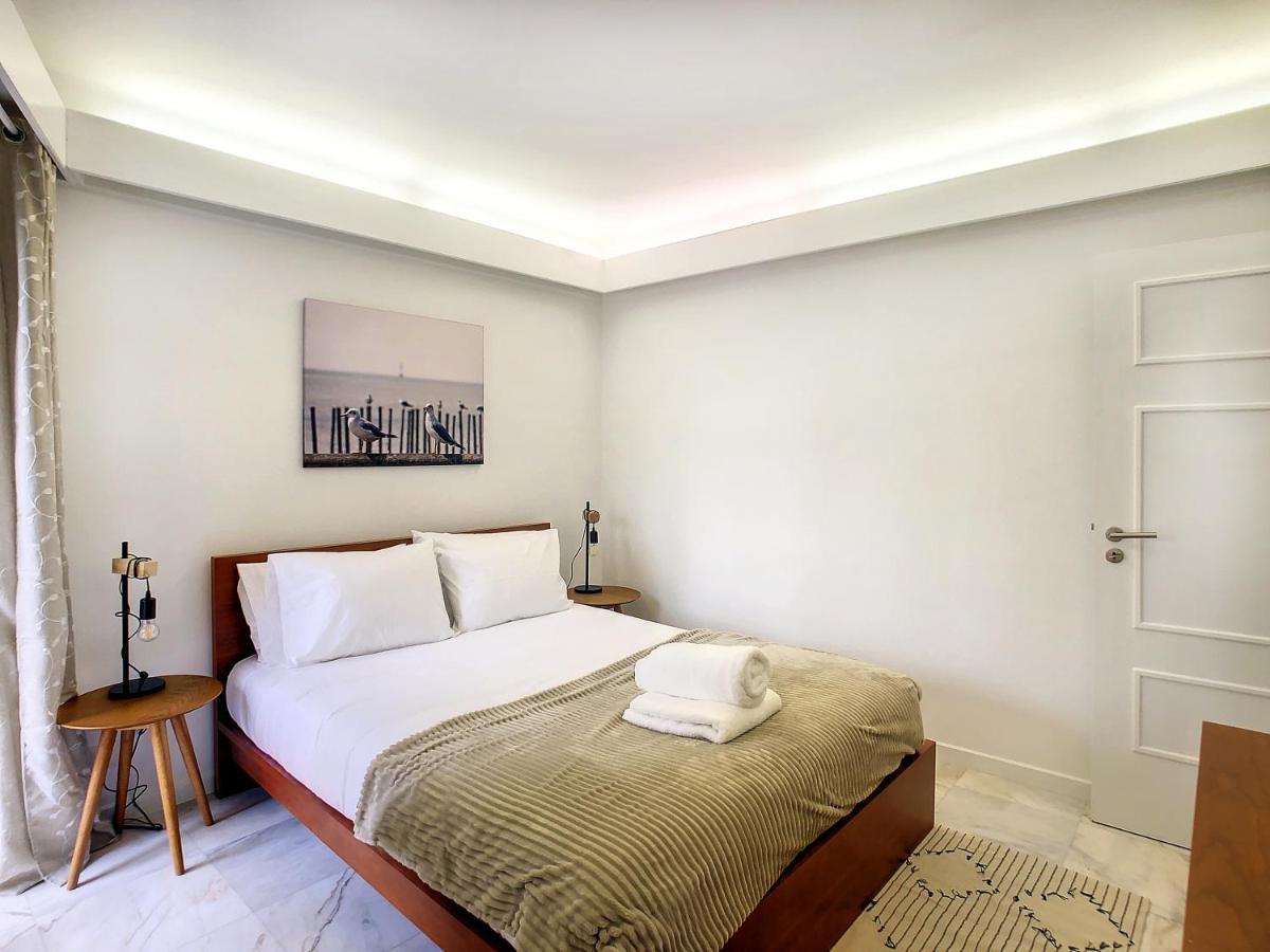 The Cloudy Bay Apartment フンシャル エクステリア 写真