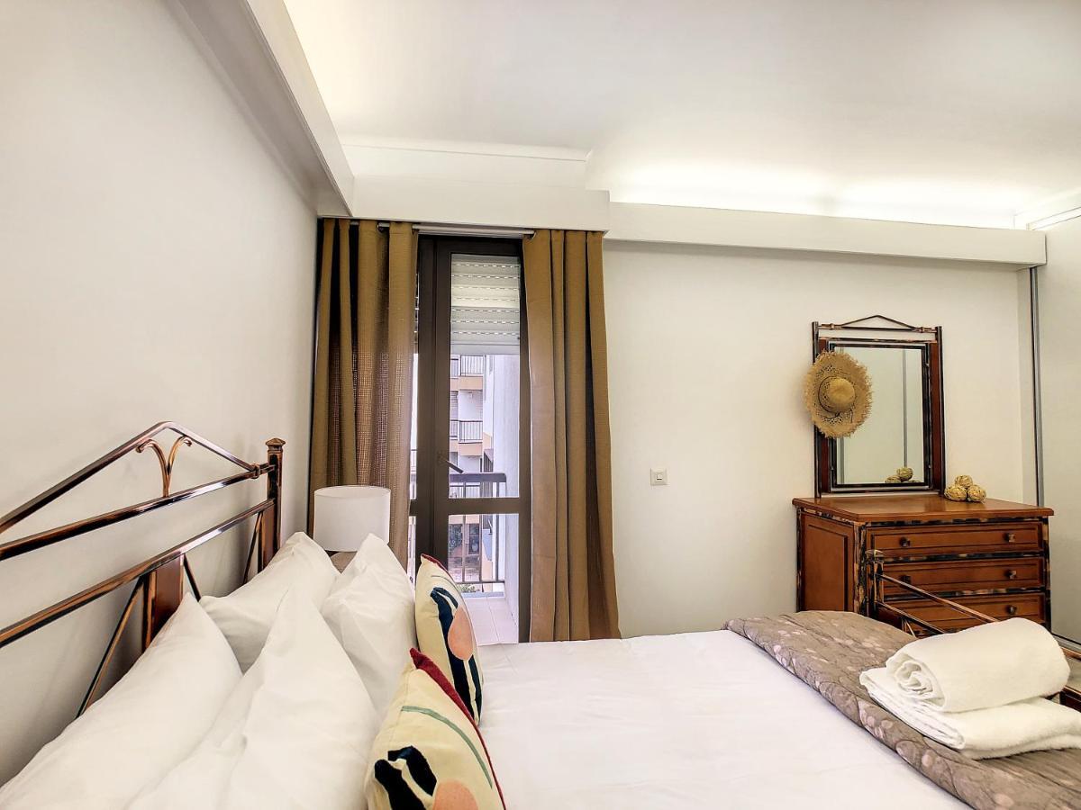 The Cloudy Bay Apartment フンシャル エクステリア 写真